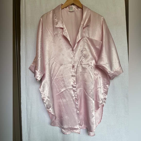 Vintage Other - Vintage Silky smooth oversized Pink Button-Up Blouse